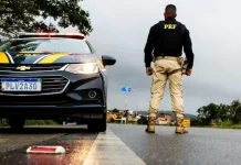 PRF reforça fiscalização nas rodovias durante feriado prolongado de Corpus Christi PRF reforça fiscalização nas rodovias durante feriado prolongado de Corpus Christi