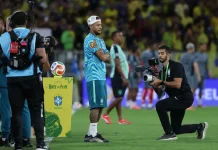 CBF atualiza situação de Neymar às vésperas da estreia do Brasil na Copa CBF atualiza situação de Neymar e exame aponta evolução de lesão antes da estreia do Brasil na Copa