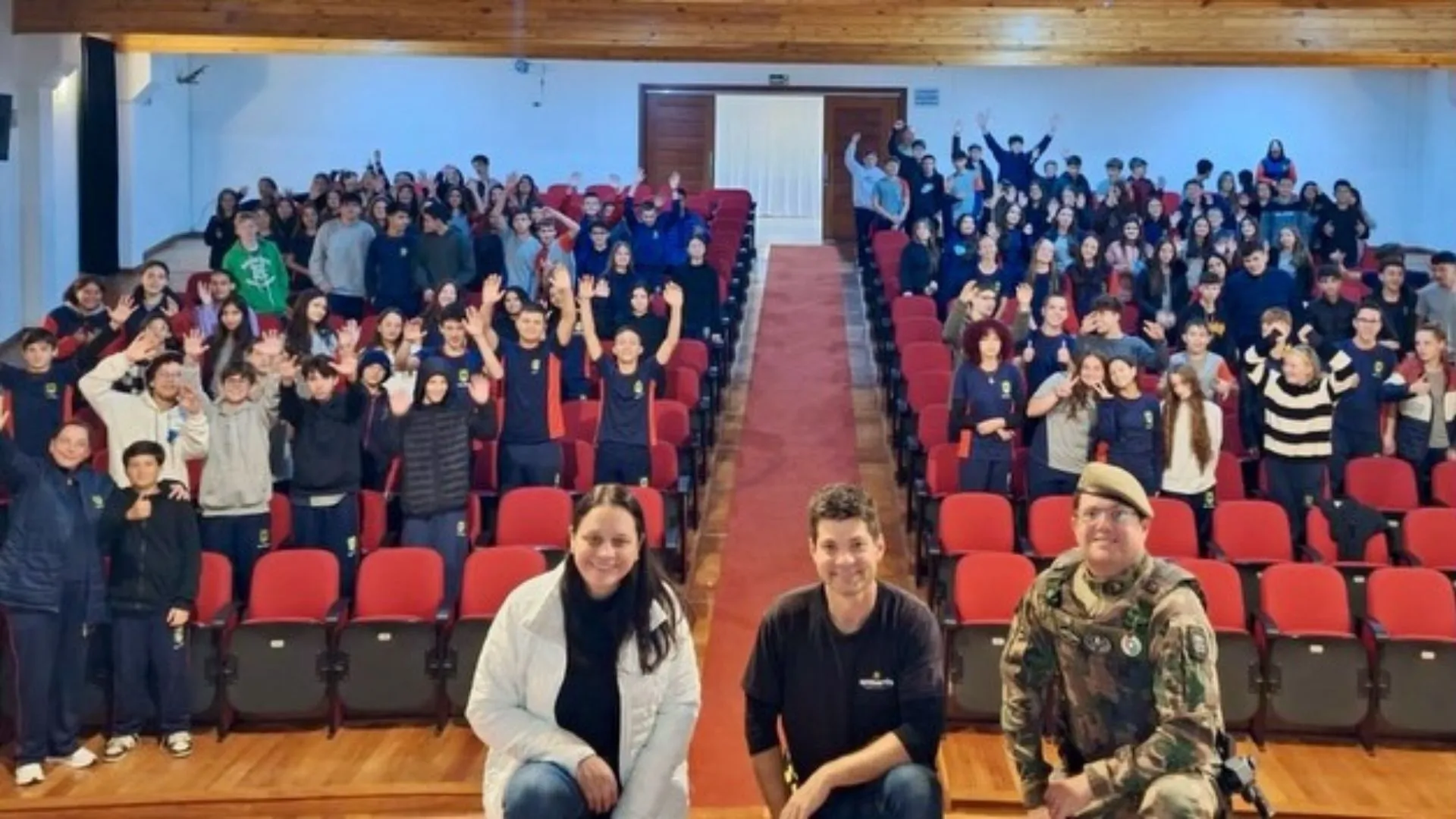 Polícia Ambiental promove ação de conscientização para estudantes de Treze Tílias