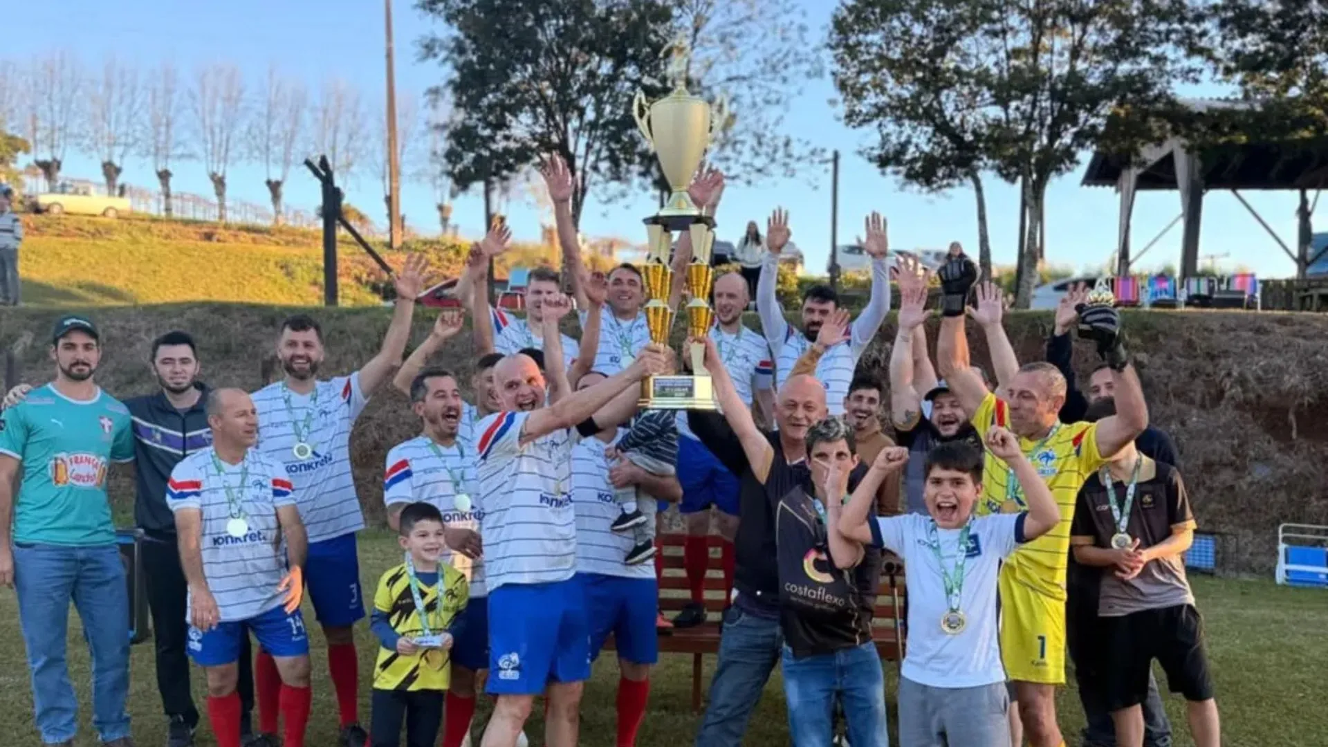 Gallos vence Palmeiras e conquista bicampeonato invicto do Municipal de Futebol Suíço de Pinheiro Preto