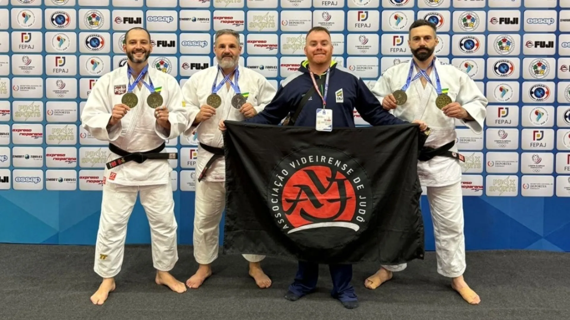 Judocas de Videira conquistam seis medalhas no Campeonato Sul-Americano de Veteranos no Paraguai