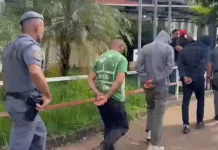 Instrutores presos após morte de jovem em salto sem corda são transferidos de presídio Instrutores presos após morte de jovem em salto sem corda são transferidos de presídio