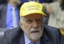 Senador Jaques Wagner é alvo de operação da Polícia Federal que investiga esquema ligado ao Banco Master Senador Jaques Wagner é alvo de operação da Polícia Federal que investiga esquema ligado ao Banco Master
