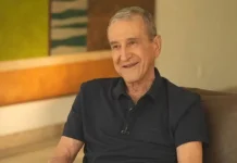 Carlos Alberto Parreira é internado na UTI e recebe suporte respiratório Carlos Alberto Parreira é internado na UTI e recebe suporte respiratório