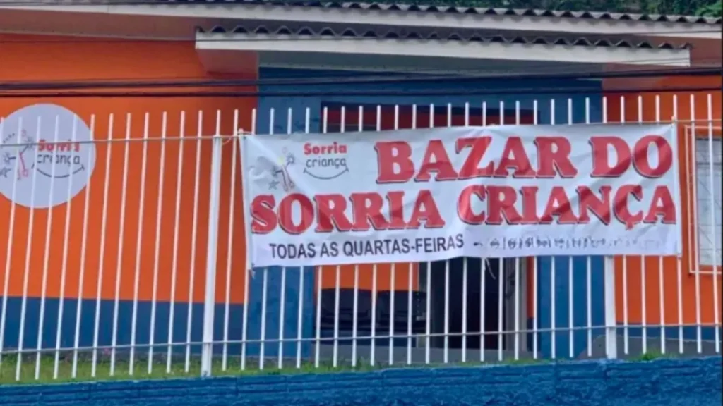ONG em Videira realiza bazar com peças de inverno a partir de R$ 2 para ajudar famílias durante o frio