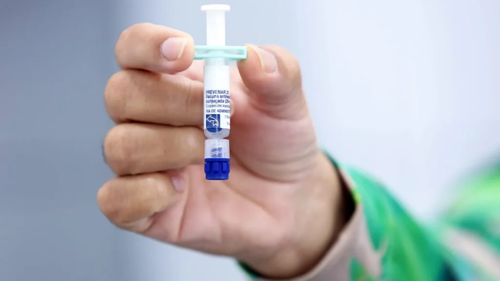 Videira adota Pneumocócica 20 e amplia cobertura vacinal infantil