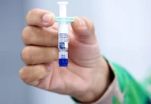 Videira inicia aplicação da vacina Pneumocócica 20 e adota esquema híbrido de imunização Videira adota Pneumocócica 20 e amplia cobertura vacinal infantil