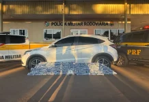 Nervosismo dos ocupantes leva polícia a descobrir carga milionária de drogas Nervosismo dos ocupantes leva polícia a descobrir carga milionária de drogas