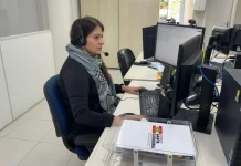 Santa Catarina cria central de informações para auxiliar imigrantes venezuelanos após terremotos Santa Catarina cria central de informações para auxiliar imigrantes venezuelanos após terremotos