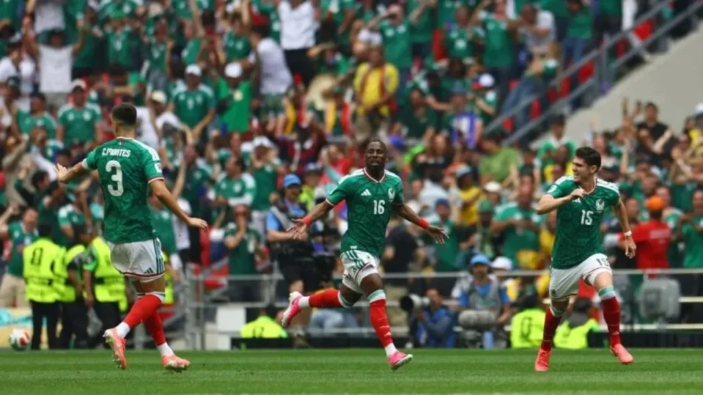 Abertura da Copa do Mundo tem vitória mexicana