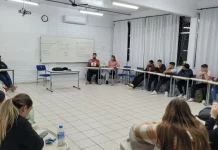 Atletas de alto rendimento promovem roda de conversa na Uniarp Atletas de alto rendimento promovem roda de conversa na Uniarp