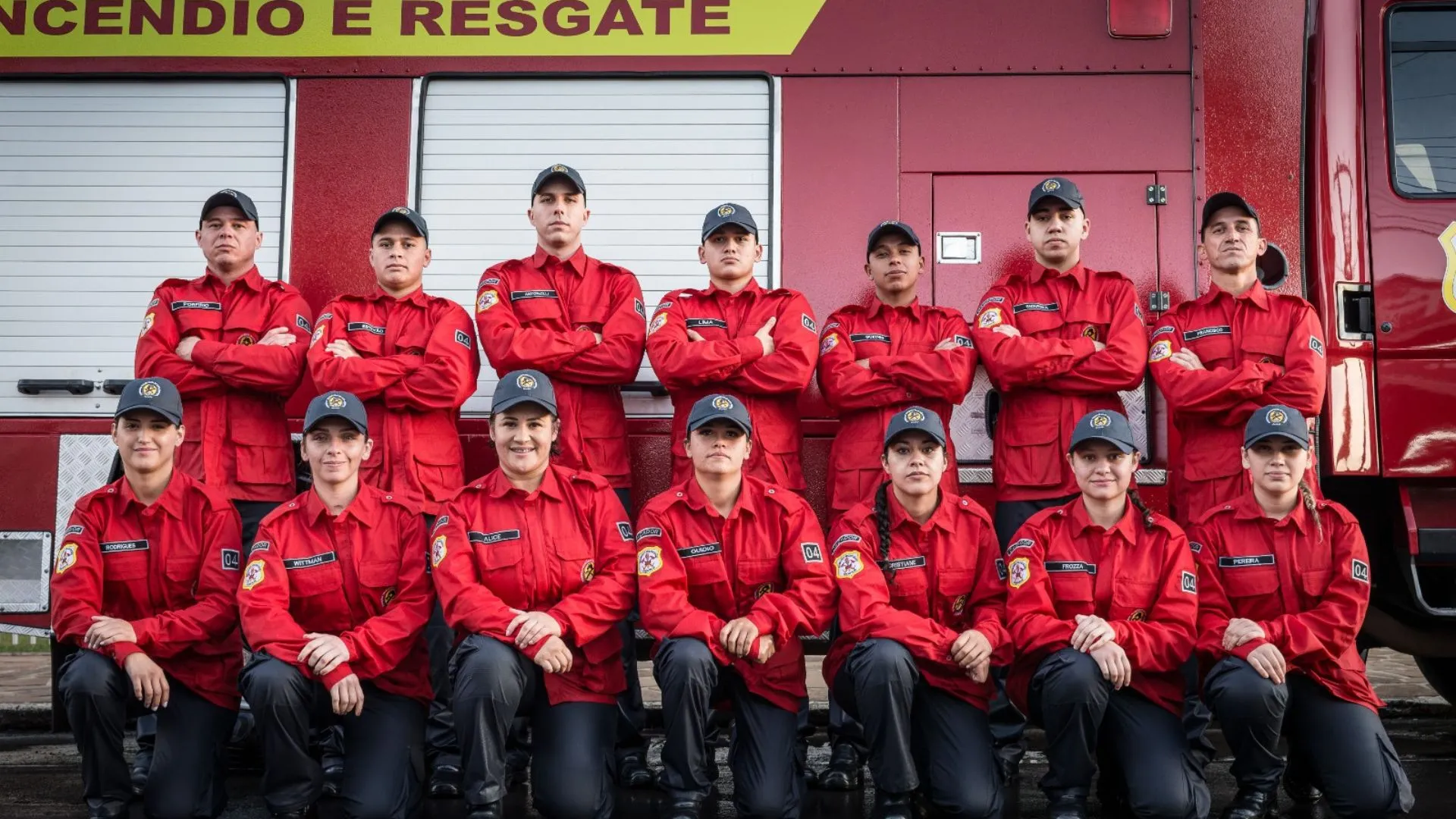Caçador forma 14 novos bombeiros voluntários