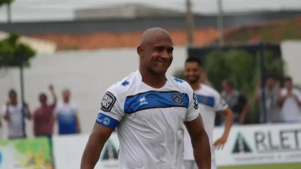 Ex-jogador Brasão é morto em duplo homicídio em Tubarão