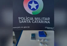 Avó encontra maconha no quarto do neto e chama a PM Avó encontra maconha no quarto do neto e chama a PM