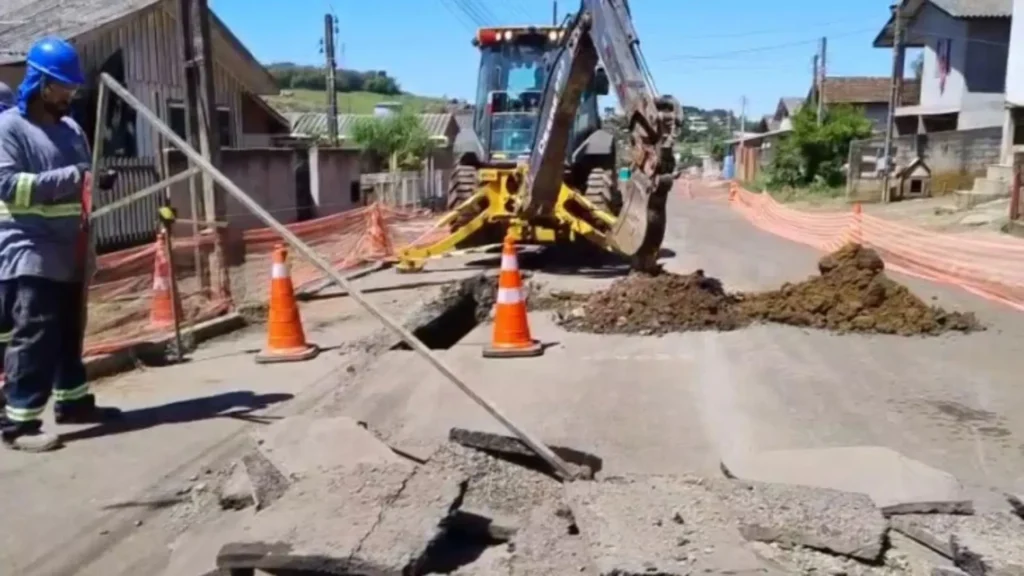 BRK realiza reunião com moradores sobre obras de esgoto em Caçador