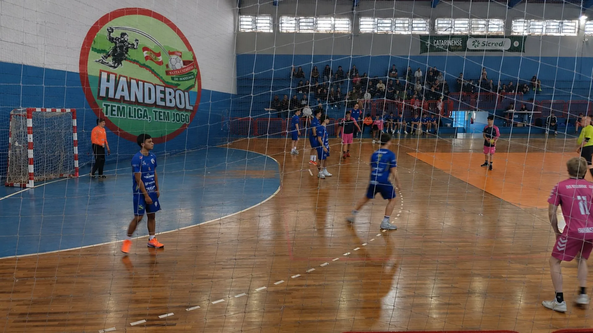 Caçador garante liderança na Liga Juvenil de Handebol