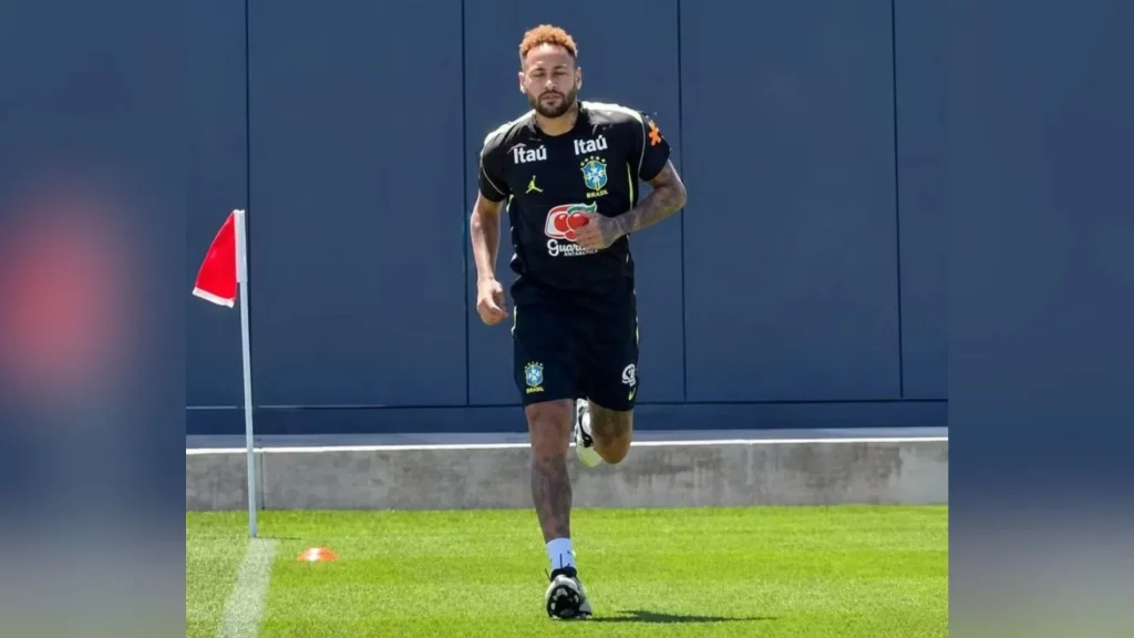 Neymar volta ao campo e avança recuperação na Copa do Mundo