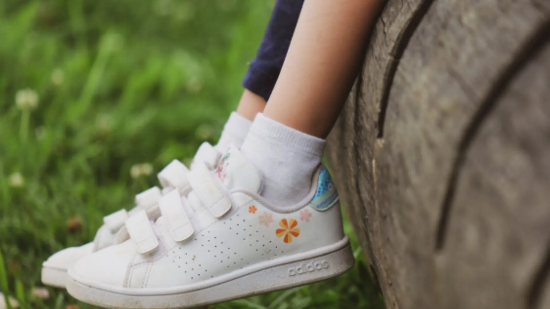 O que observar antes de comprar tênis infantil online e economizar com segurança