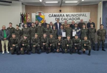 Câmara homenageia Tiro de Guerra e IFSC pelos relevantes serviços em Caçador Câmara homenageia Tiro de Guerra e IFSC pelos relevantes serviços em Caçador