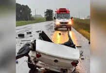 Colisão na BR-470 deixa cinco mortos em Campos Novos Colisão na BR-470 deixa cinco mortos em Campos Novos
