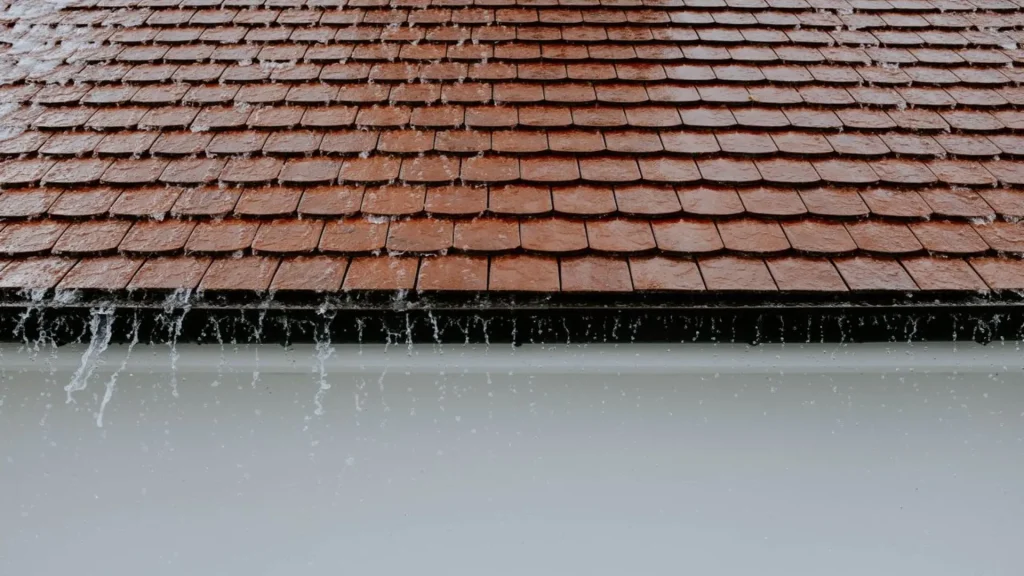 Como proteger construções contra desgastes climáticos