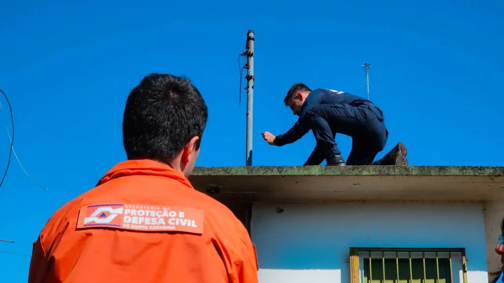 Amerício-241 - Entenda a retirada do material radioativo de torre em Videira