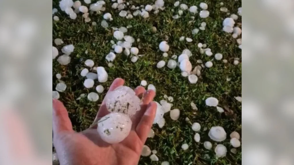 Forte temporal com granizo atinge cidades do Norte de Santa Catarina