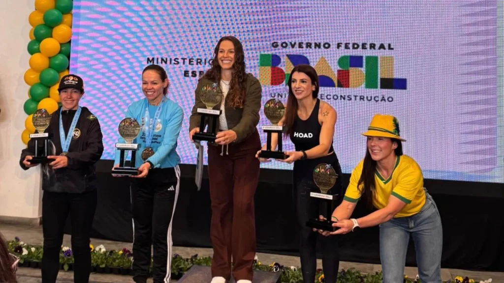 Videirense faz história e vence a Maratona Internacional de Blumenau