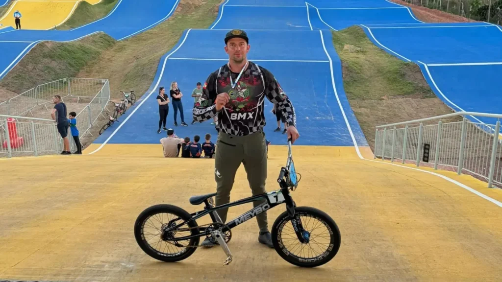 Videirense conquista destaque entre os melhores do país no Campeonato Brasileiro de BMX