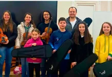 Oficina Cultural de Violino segue com vagas abertas em Iomerê Oficina Cultural de Violino segue com vagas abertas em Iomerê