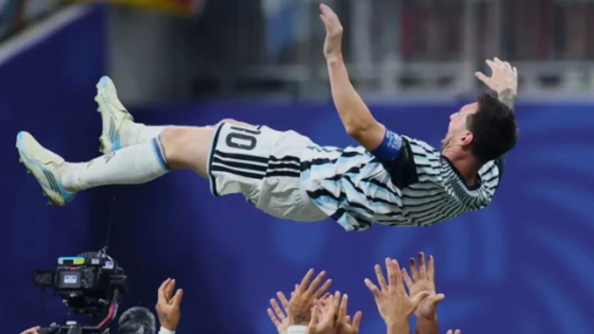 Argentina consegue virada faraônica contra o Egito e avança às quartas da Copa do Mundo