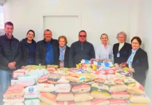 Campeonato de Futsal arrecada uma tonelada de alimentos para hospital de Videira Campeonato de Futsal arrecada uma tonelada de alimentos para hospital de Videira