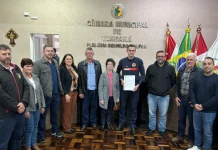 Câmara de Tangará homenageia sargento Jean Sauer por atuação no Bombeiro Mirim Câmara de Tangará homenageia sargento Jean Sauer por atuação no Bombeiro Mirim