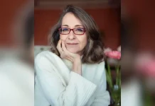 Autora lança em Videira livro sobre vida após a morte Autora lança em Videira livro sobre vida após a morte