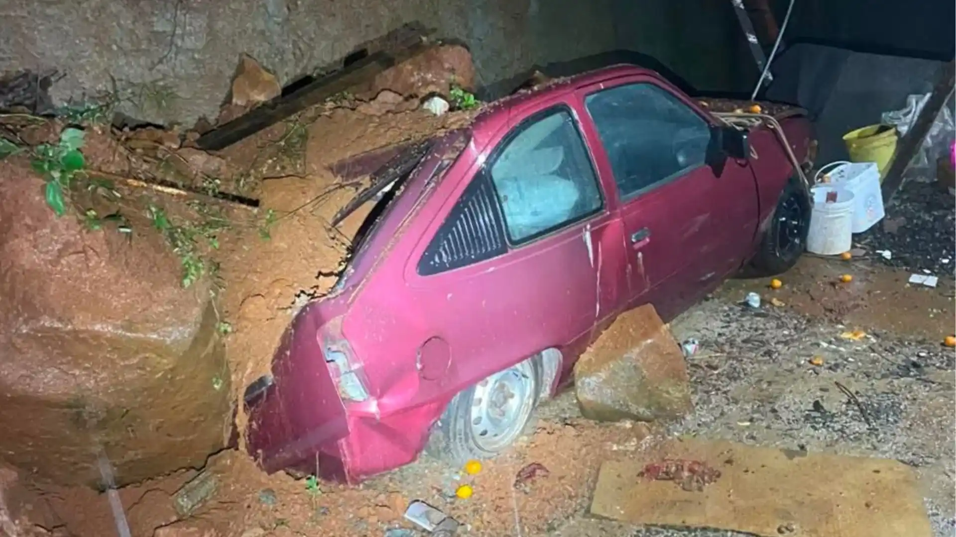 Deslizamento assusta moradores em Joaçaba durante a madrugada