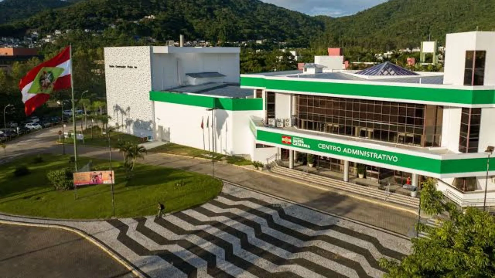 Corrida ao Governo de SC entra em nova fase com convenções partidárias; confira datas