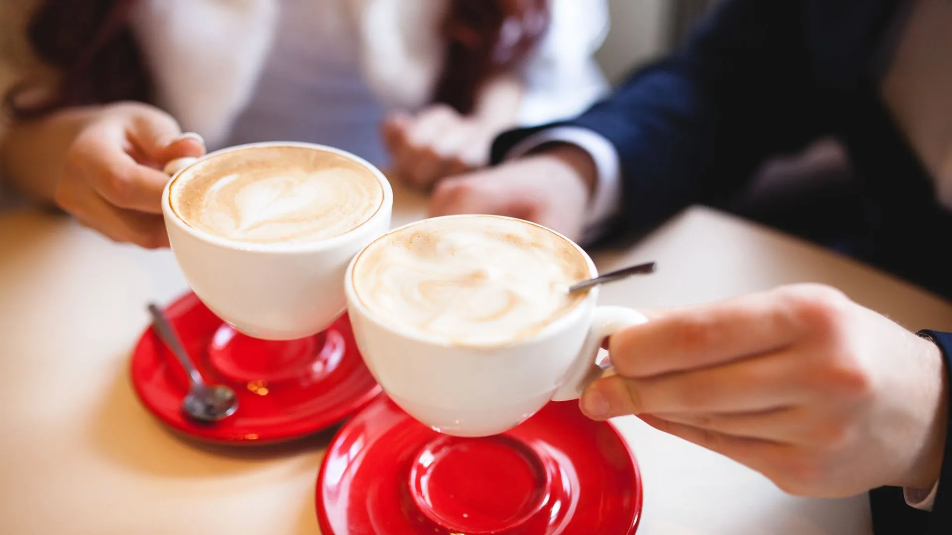 Café moderado pode ajudar a proteger o coração, diz estudo