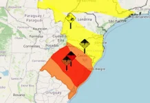 Alerta vermelho prevê chuva extrema e risco de desastres no Sul Alerta vermelho prevê chuva extrema e risco de desastres no Sul