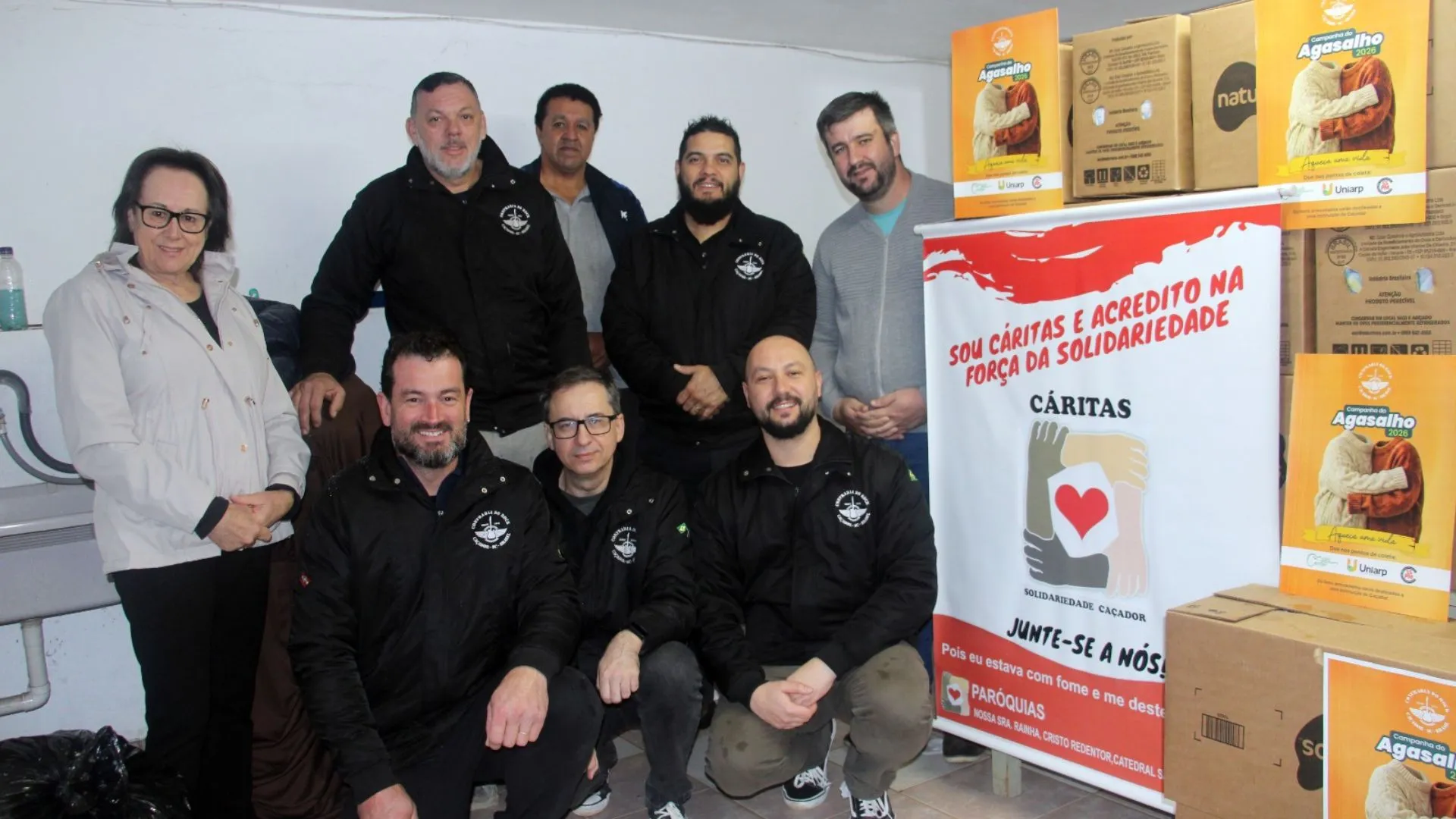 Confraria do Rock de Caçador entrega doações arrecadadas em campanha solidária