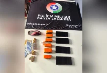 Carro que saiu de Caçador com drogas é interceptado em Porto União Carro que saiu de Caçador com drogas é interceptado em Porto União