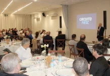 Circuito Fiesc reforça conexão com sindicatos e indústrias Circuito Fiesc reforça conexão com sindicatos e indústrias