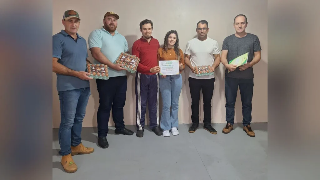 Produtor de Ibiam recebe certificado do Serviço de Inspeção Municipal