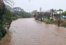 Chuva supera 84 mm em Caçador e Rio do Peixe está 1 metro acima Chuva supera 84 mm em Caçador e Rio do Peixe está 1 metro acima