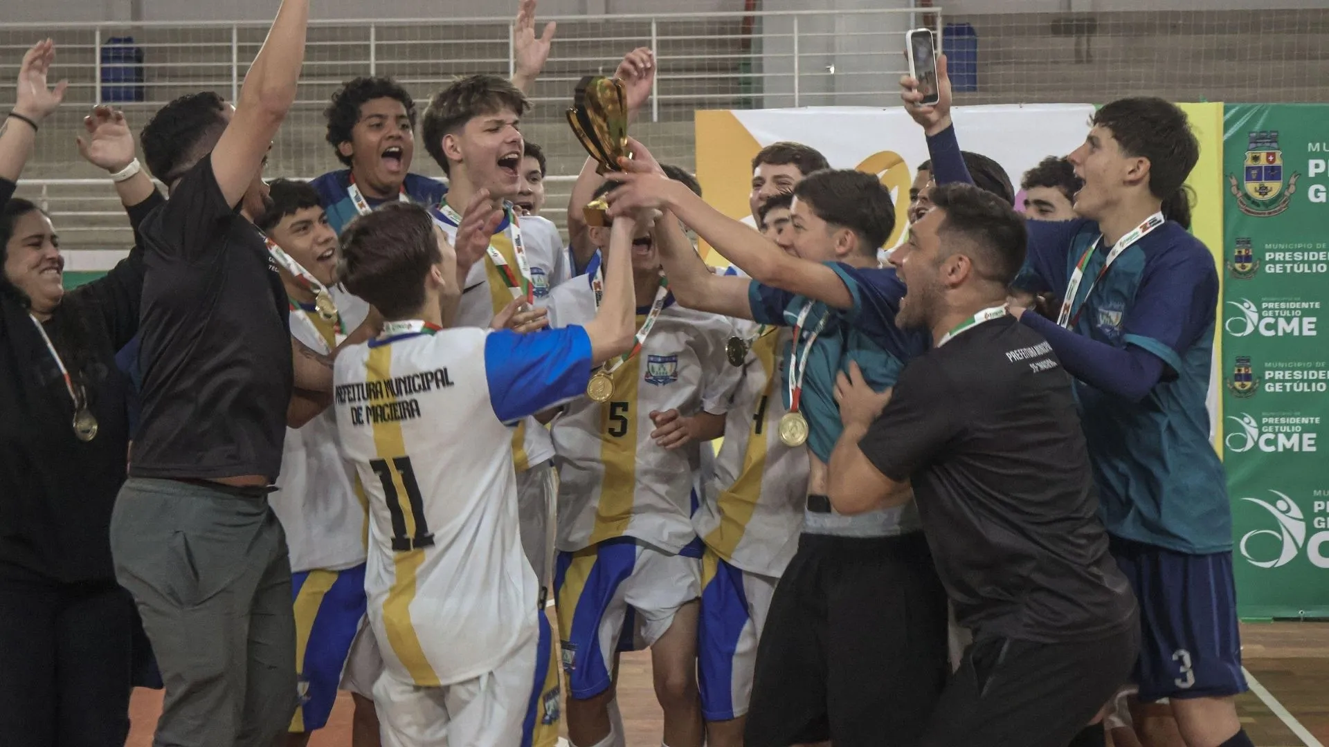 Macieira faz história e conquista título inédito no Regional da Olesc