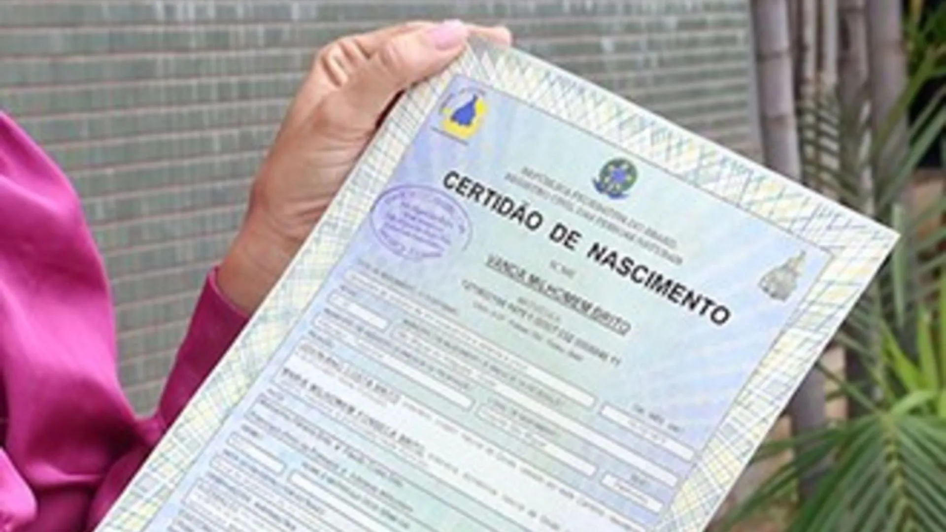 Mulher descobre que é mãe de filha que nunca teve em SC