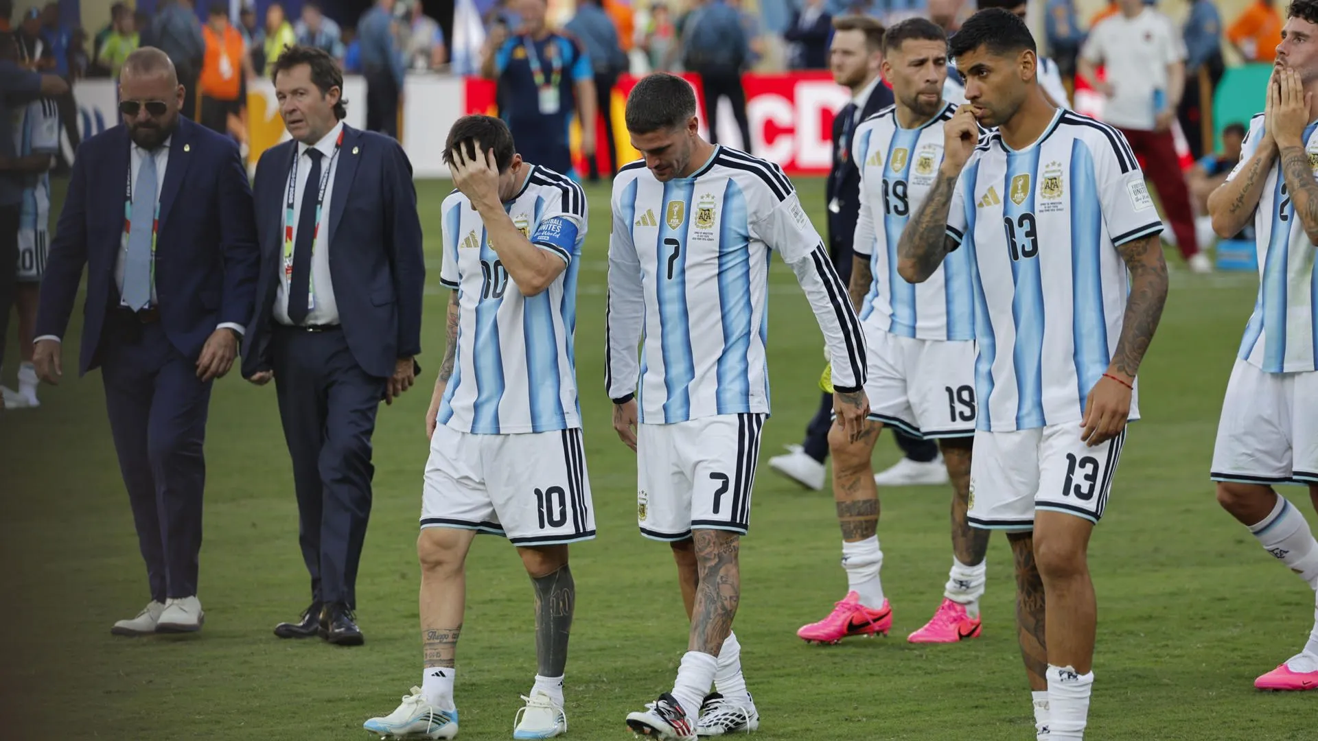 Fifa pune Argentina por discriminação e briga na final da Copa do Mundo