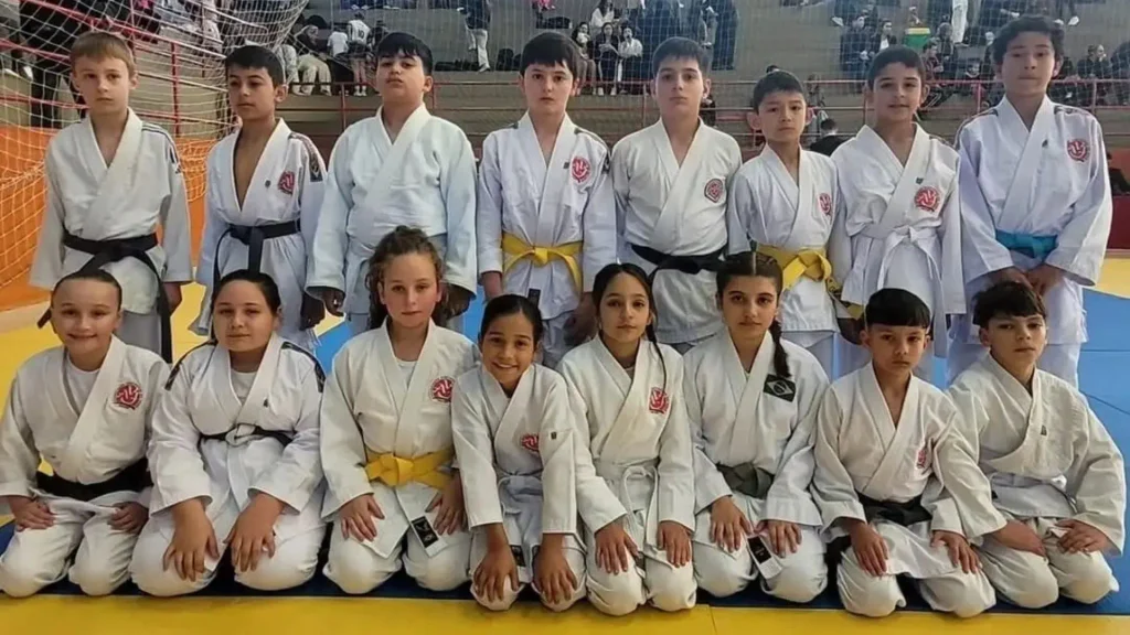 Judocas de Videira conquistam 54 medalhas no Regional Oeste
