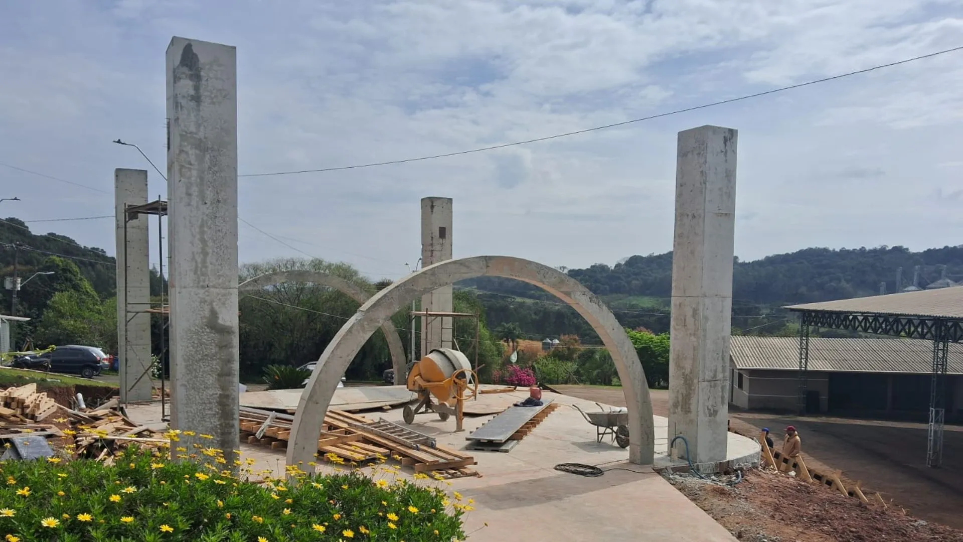 Comunidade de Aparecida avança com construção de capela externa em Videira