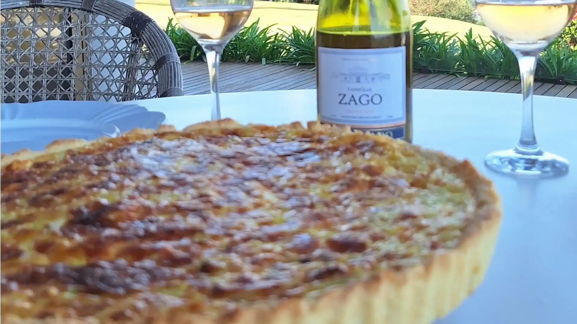 Quiche de alho-poró: sabor francês para a mesa