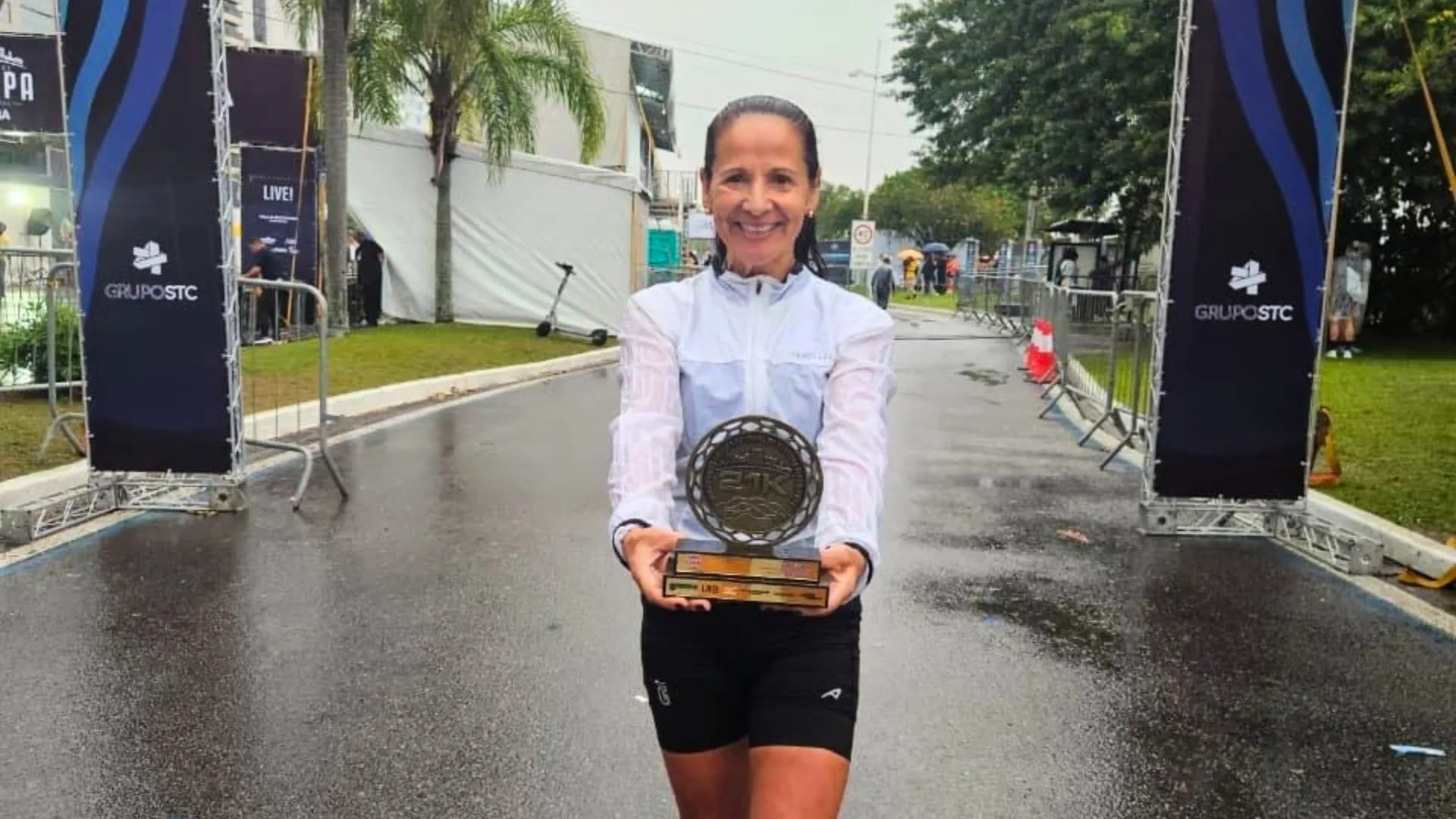 Videirense conquista 1º lugar na Maratona Internacional de Florianópolis